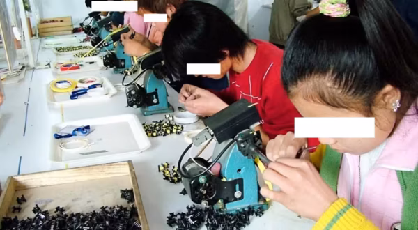Hand-Set Diamonds vs Mass Production