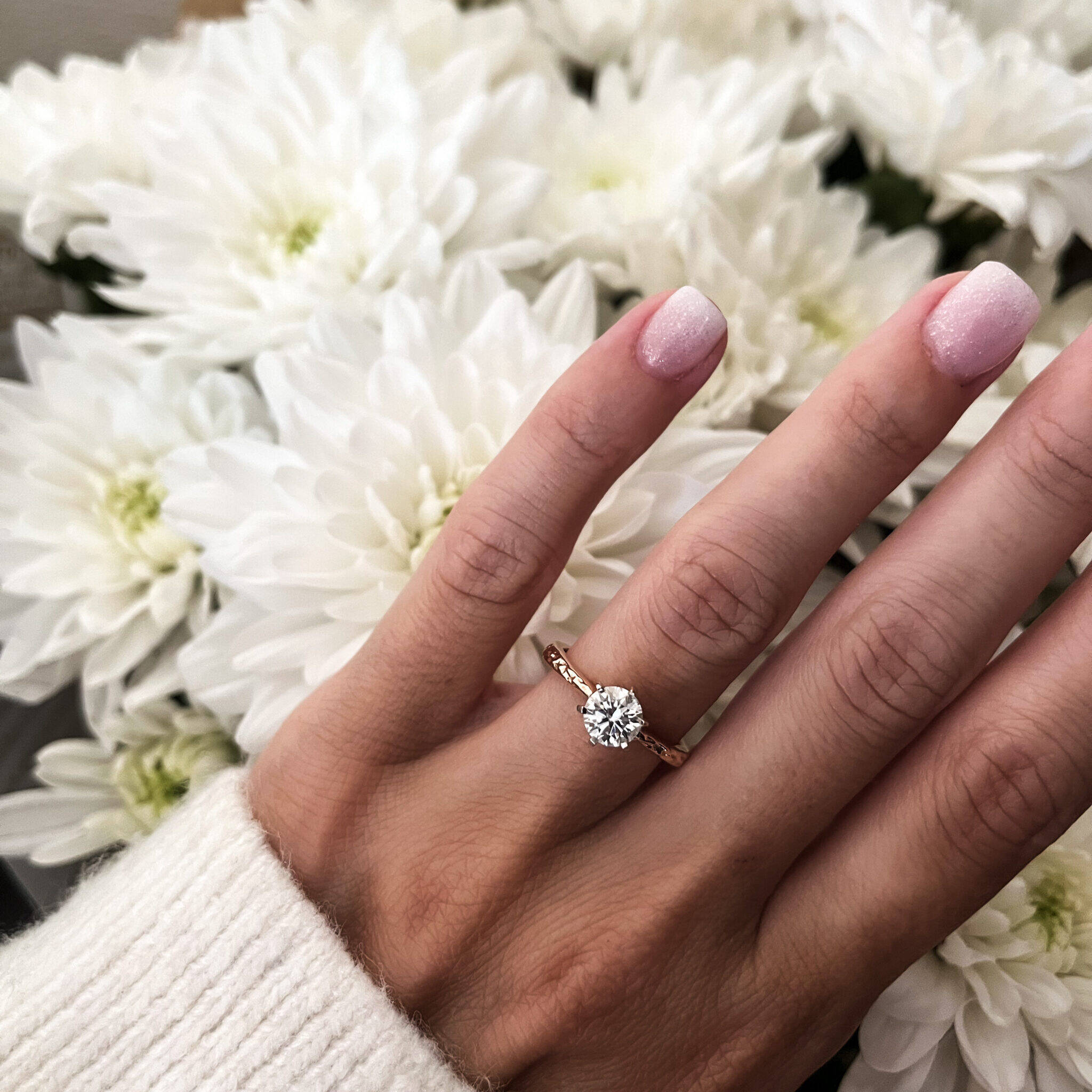 Kihlasõrmus Grace, Laboris kasvatatud teemandiga, kullast sõrmus