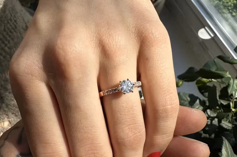 keefirivunts, kihlasõrmused, kihlasõrmus, teemant, 4c-d, teemanti värv, teemanti hind